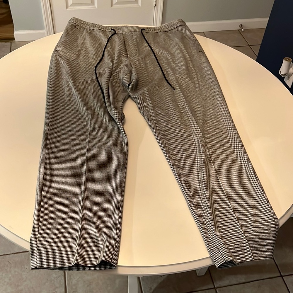 Express men’s business casual joggers